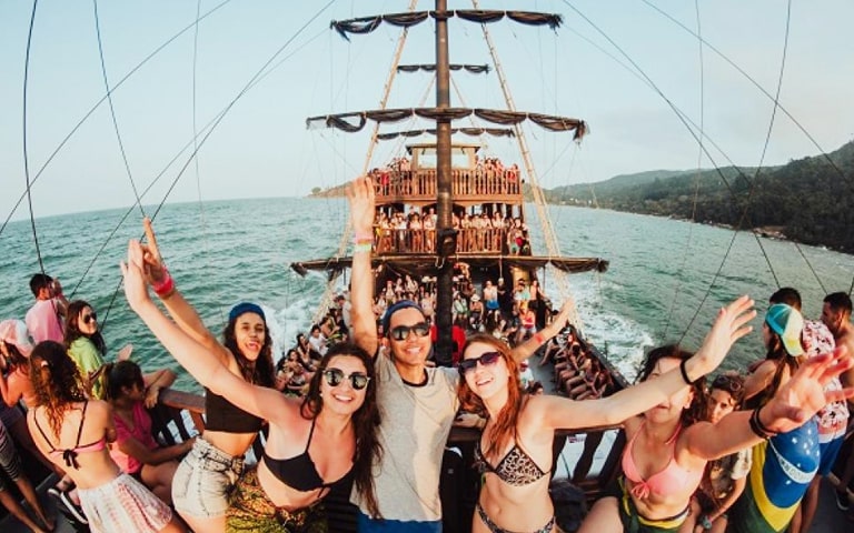 Egresados de secundaria en Florianópolis
